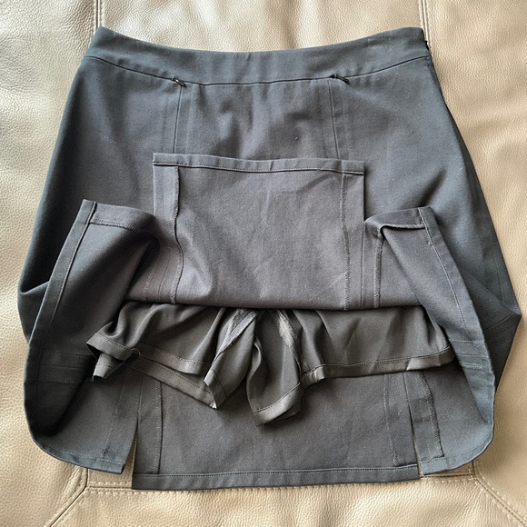 NWT St. John Sport Tennis Athletic Skort Active Pickleball Stretch Chic Black 10 - Picture 5 of 9